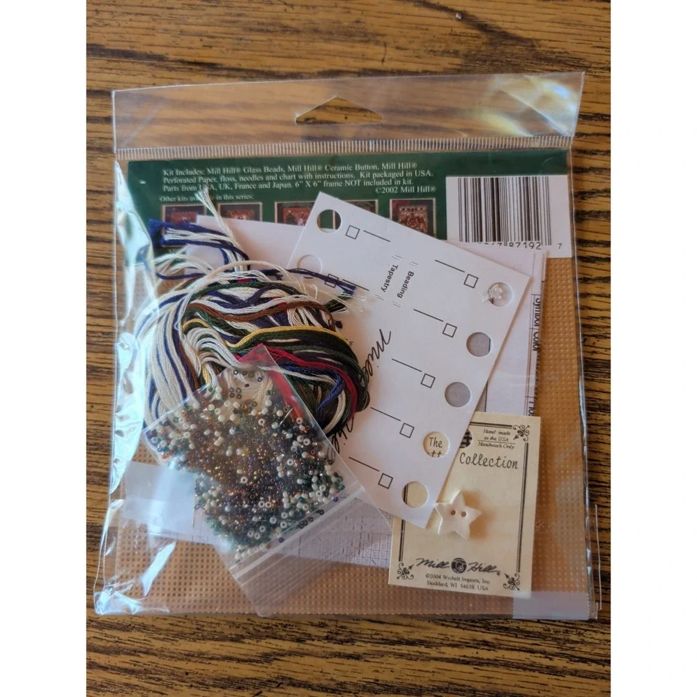 New Vintage Mill Hill Kit Buttoned and Beaded MHCB192 Sleigh Ride Holiday Series
